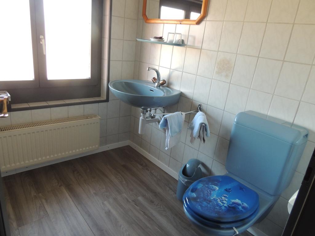 Hotel De La Gare Cousset Chambre photo