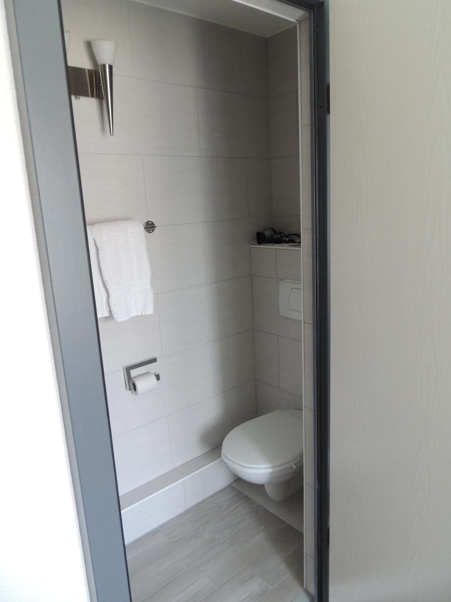 Hotel De La Gare Cousset Chambre photo